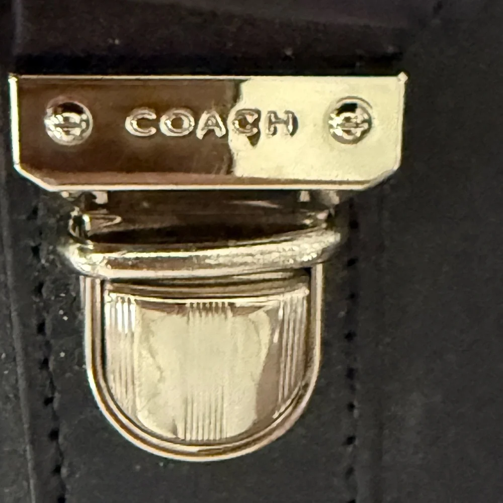 COACH F70666 Lexington Flap Top Black Leather Briefcase/laptop Bag Buckle Detail